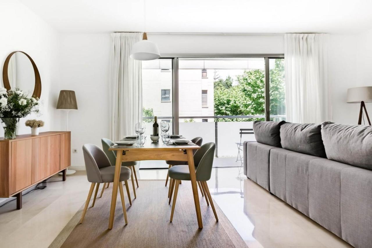 Avenida Puerta Del Mar Lägenhet Marbella Exteriör bild